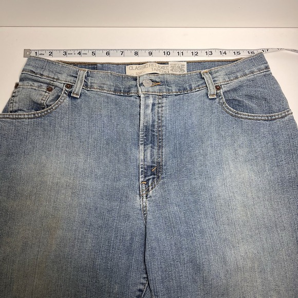 3/$25 Levi's 550 Classic Relaxed Tapered Fit Women's Jeans 14 Long Distressed - Picture 5 of 11